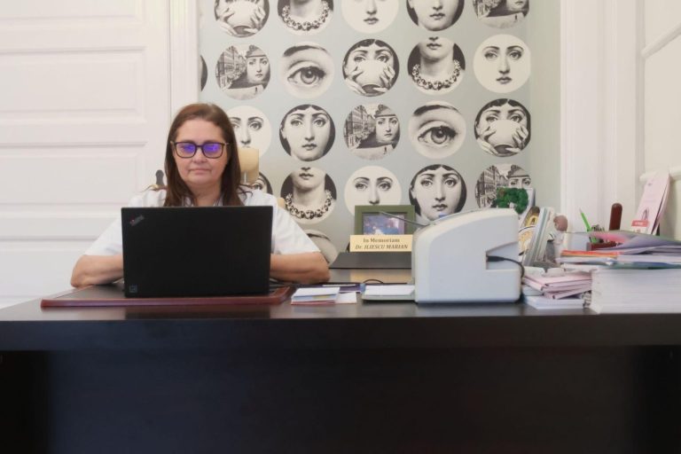 Terapia Drip, metoda prin care Dr. Lorena Turculeț schimbă experiența femeilor în menopauza - mai puține bufeuri, mai multă vitalitate